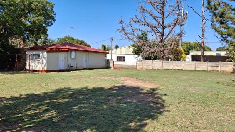 To Let 4 Bedroom Property for Rent in Bothaville Free State